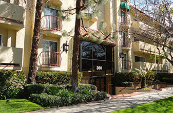 Burbank apartment communities